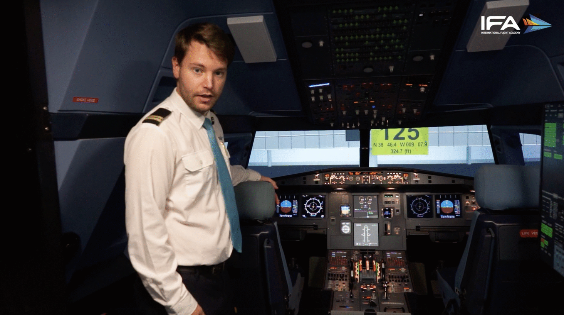 Cascais Base Facilities Tour