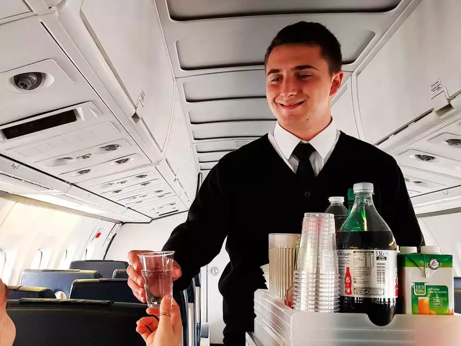 ifa training cabin crew testimonials sebastiao.jpg - IFA Reforça Protocolo Com Lease-Fly Para A Formação De Tripulantes, Com Garantia De Estágio Remunerado