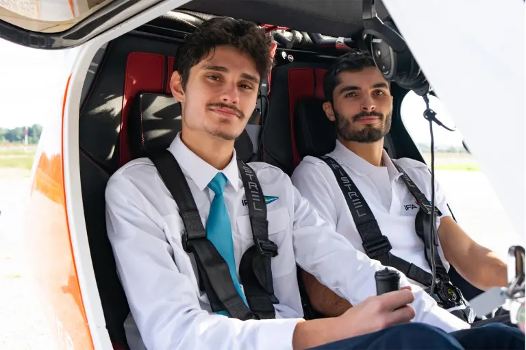 Airline Pilot Fast Course 16 months | Best Price in Europe 3 airline pilot fast course