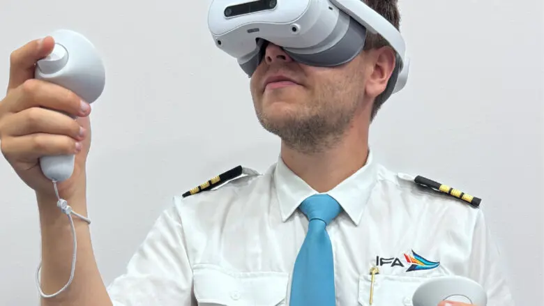 Artboard 2 100 copy e1756828430849 - Formação Type Rating com tecnologia VR - IFA faz parceria com VRPILOT