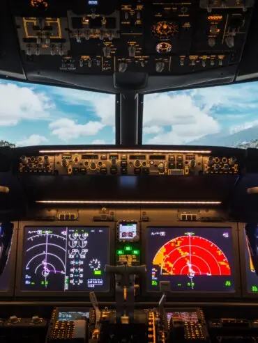 B737 MAX simulator for pilot training