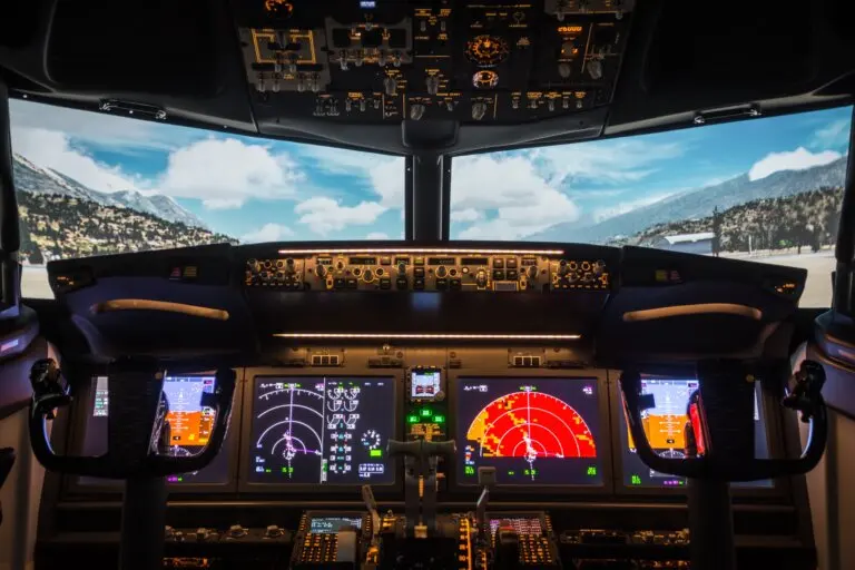 B737 MAX simulator for pilot training